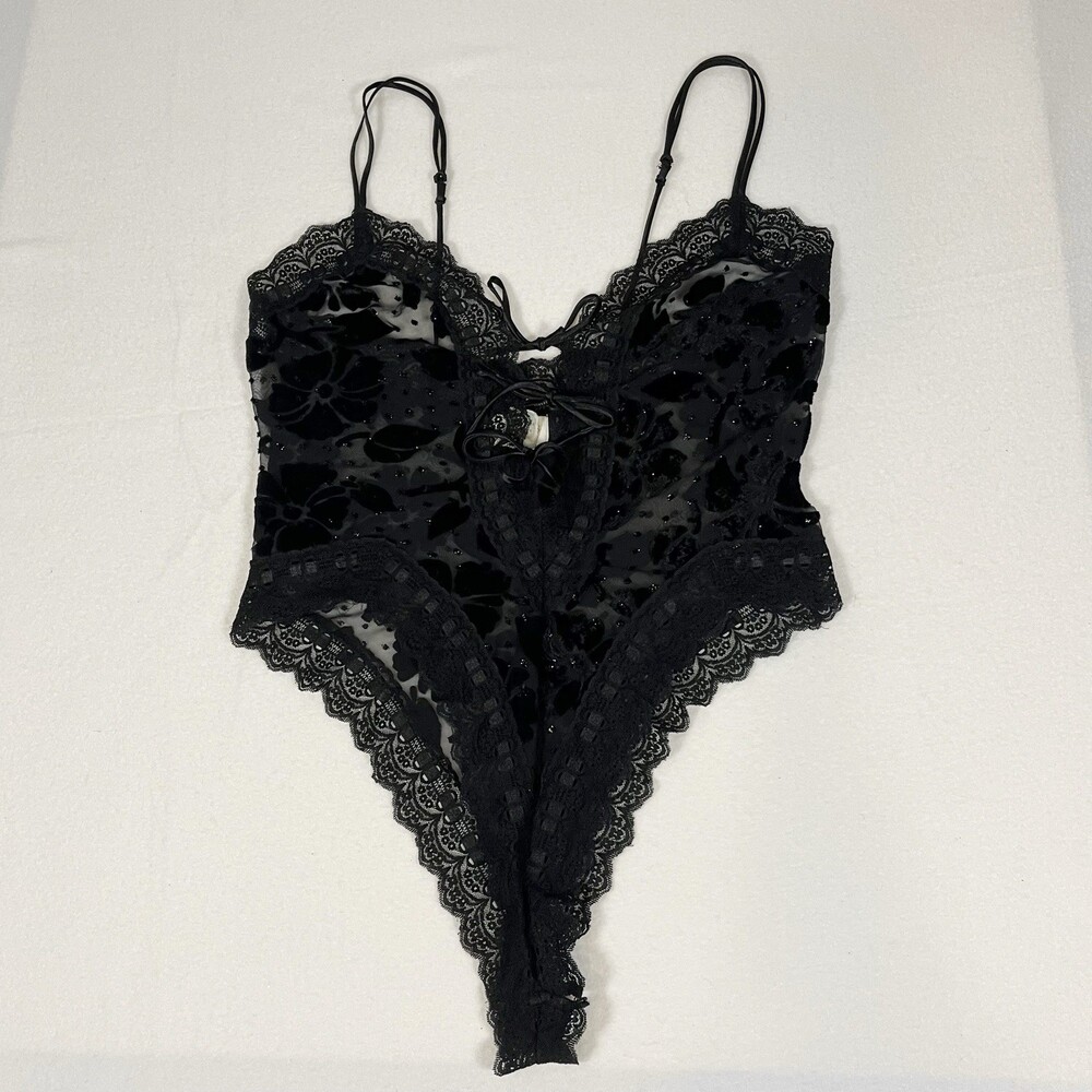 Victoria’s Secret Bodysuit VTG Gold Label Romper Velvet Second Skin Teddy Lace